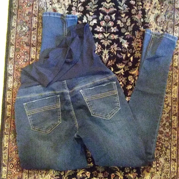 Size small maternity pants secrets with love - Picture 2 of 2